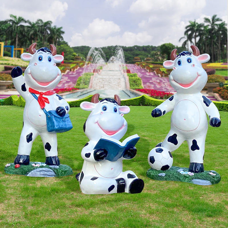 Outdoor, cartoon, cow sculptur - Gardening Tools Cartoon recension och pris
