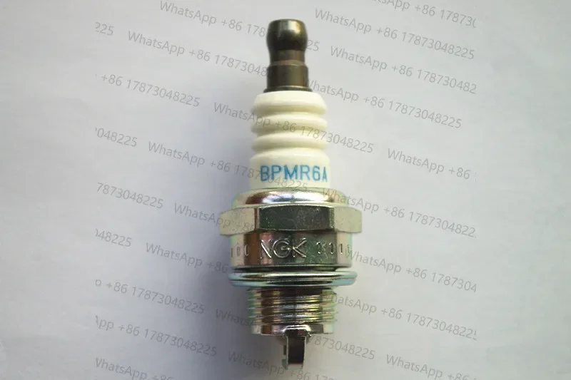 Genuine NGK BPMR6A Spark Plug  - Gardening Tools Japan recension och pris